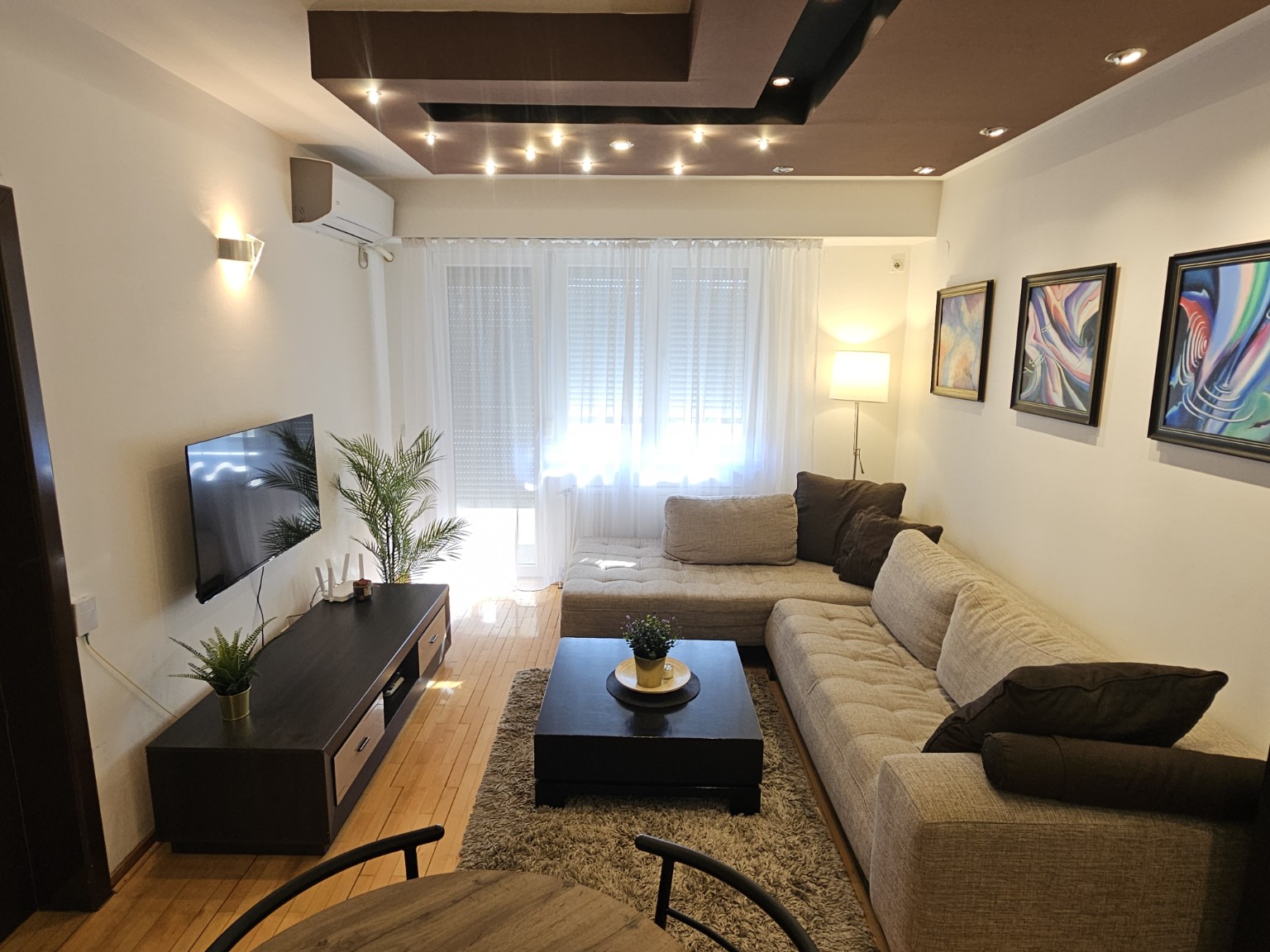 Čair Urban Stay — Dnevna soba